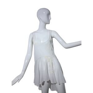 Johnny Was 4 Love And Liberty Women's size S
Embroidered Whimsical Fairycore Top